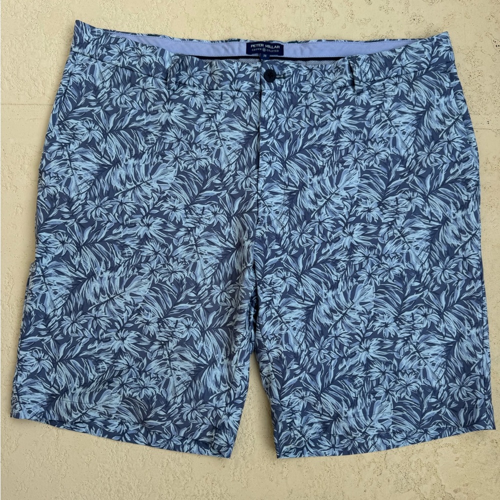 NWOT Peter Millar Salem Performance Short. Blue tropical pattern